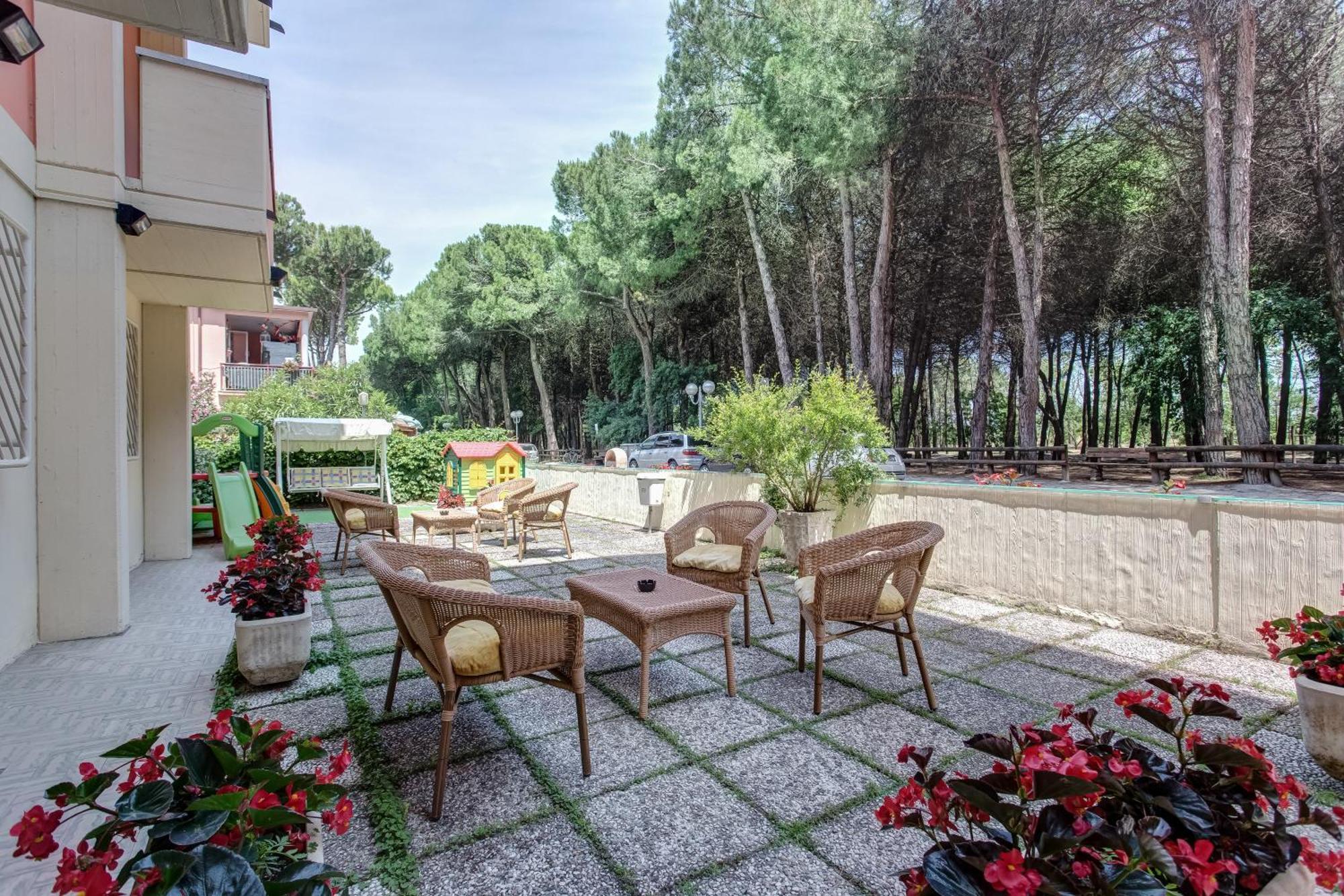 Hotel Valentino بيناريلا المظهر الخارجي الصورة