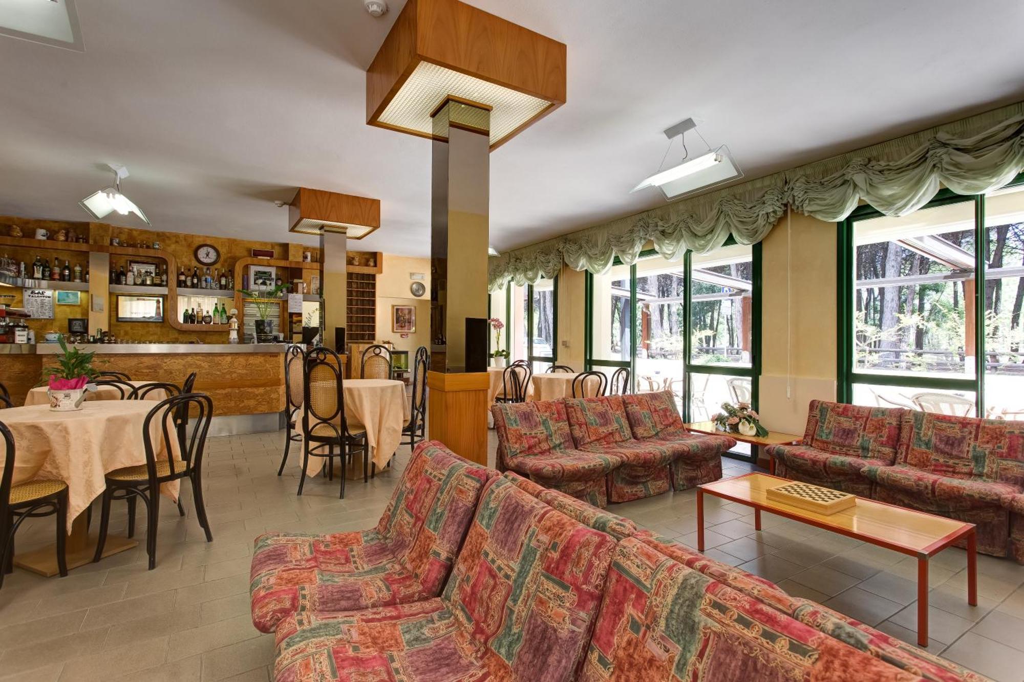 Hotel Valentino بيناريلا المظهر الخارجي الصورة