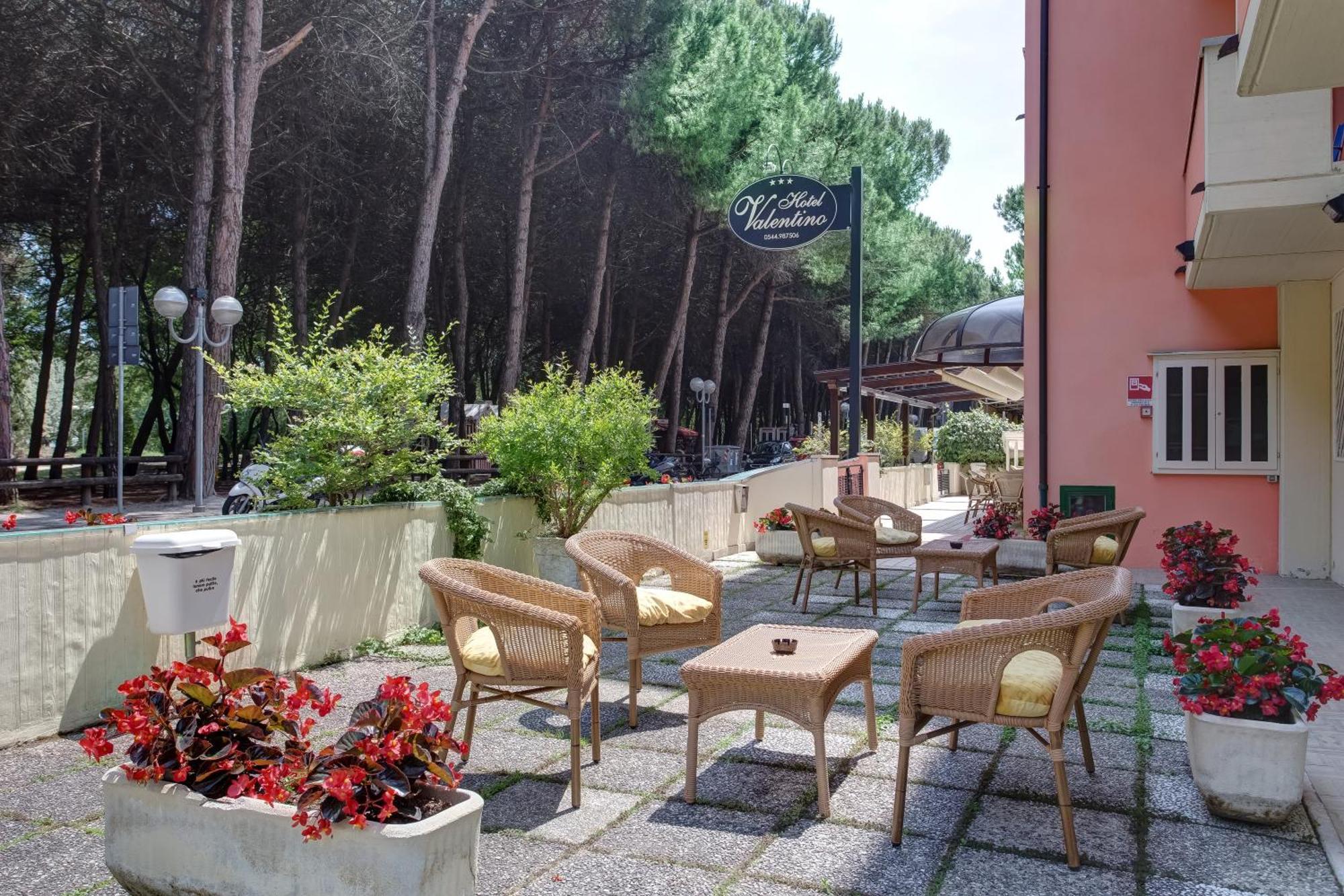 Hotel Valentino بيناريلا المظهر الخارجي الصورة