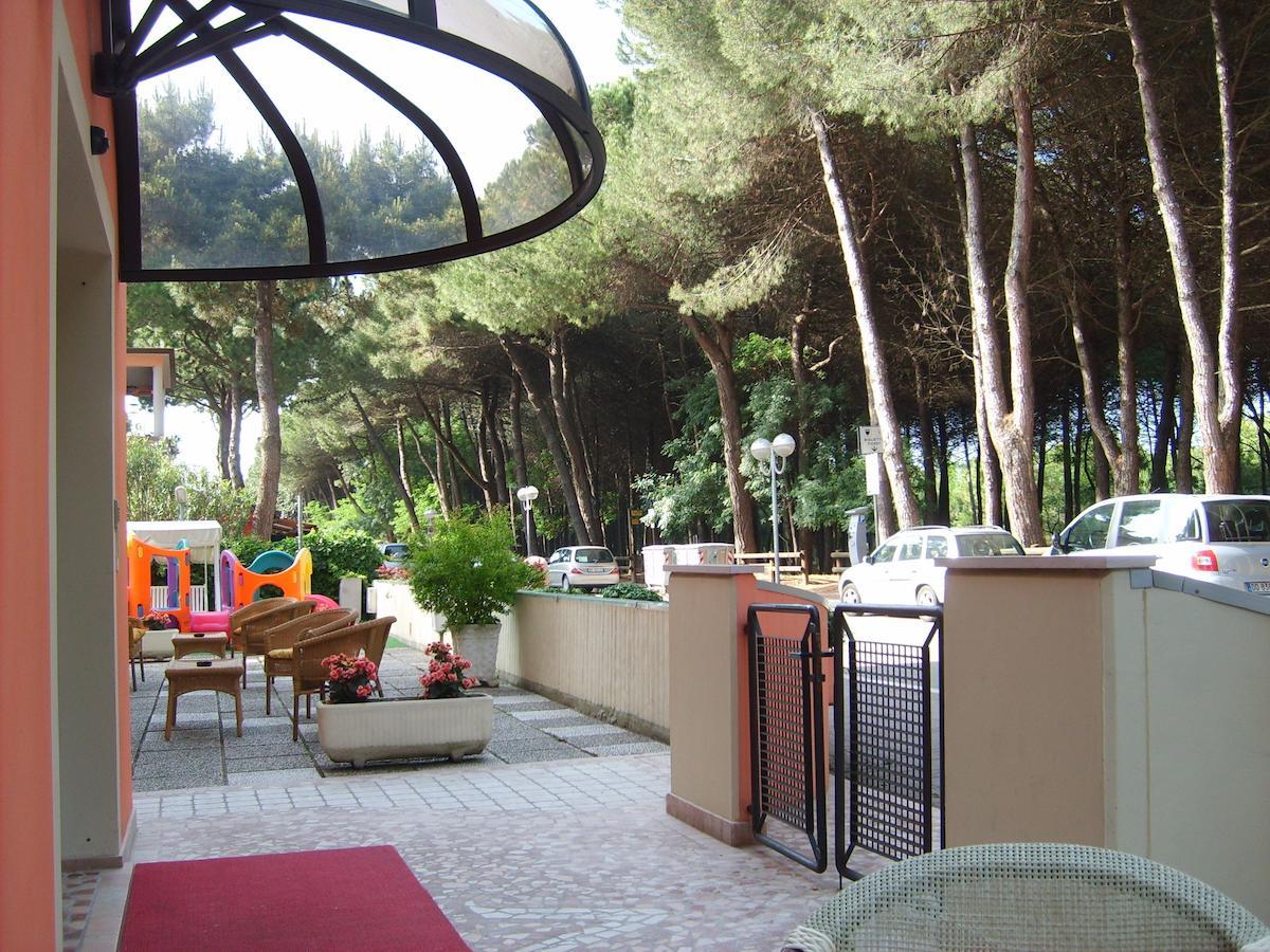 Hotel Valentino بيناريلا المظهر الخارجي الصورة
