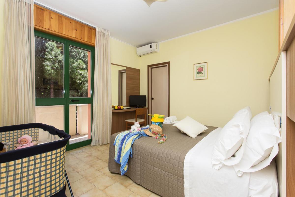 Hotel Valentino بيناريلا المظهر الخارجي الصورة